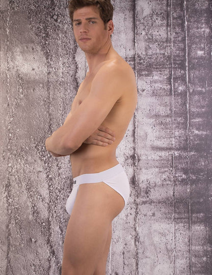 Barcode Berlin Half Brief Giles White