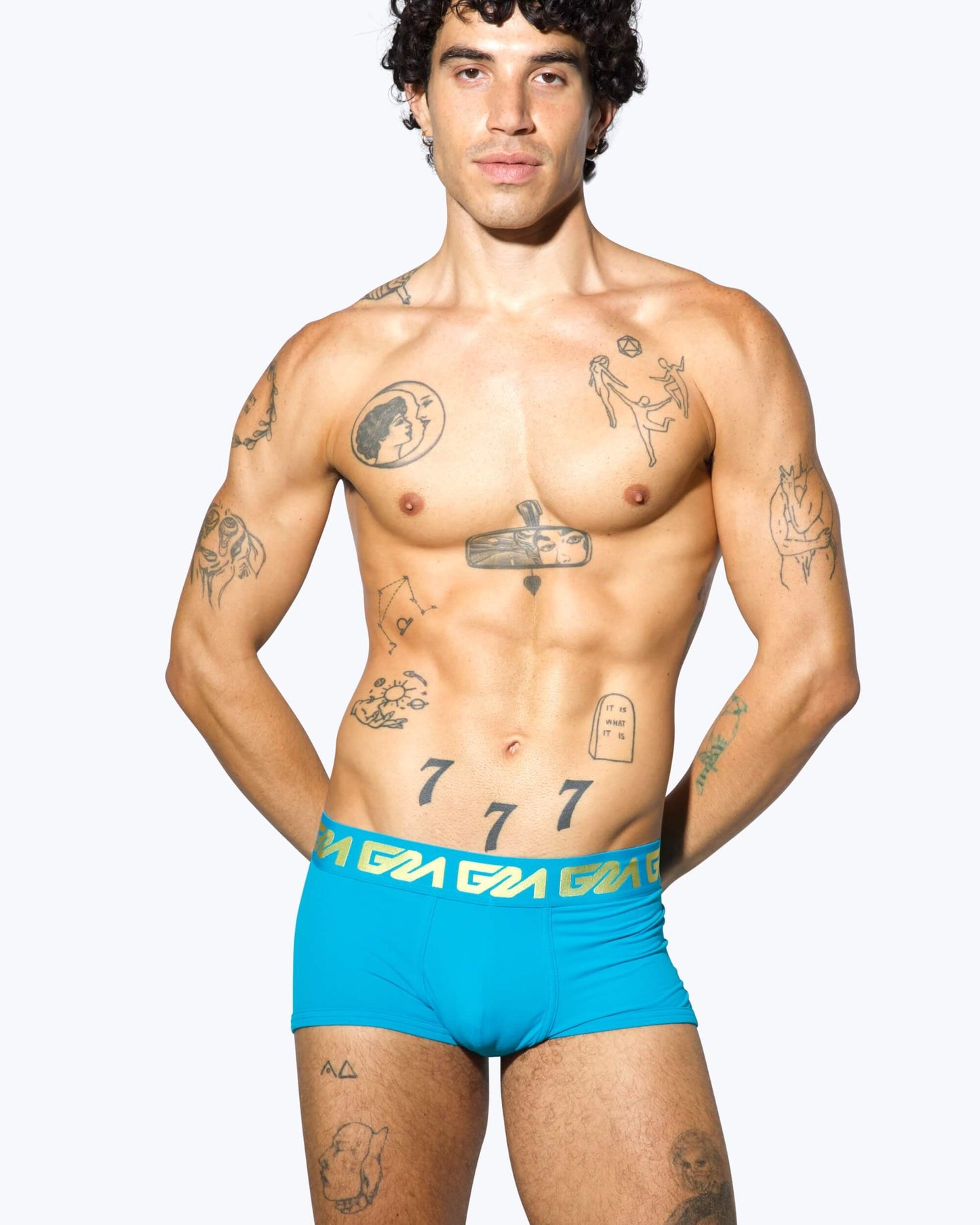 Garçon Mykonoksen runko