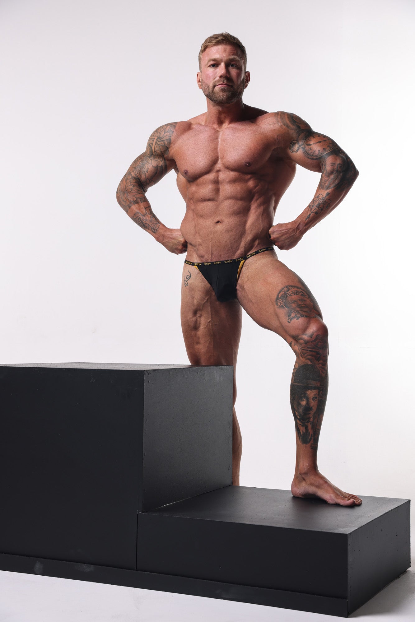 SUKREW G-String Trophy Black